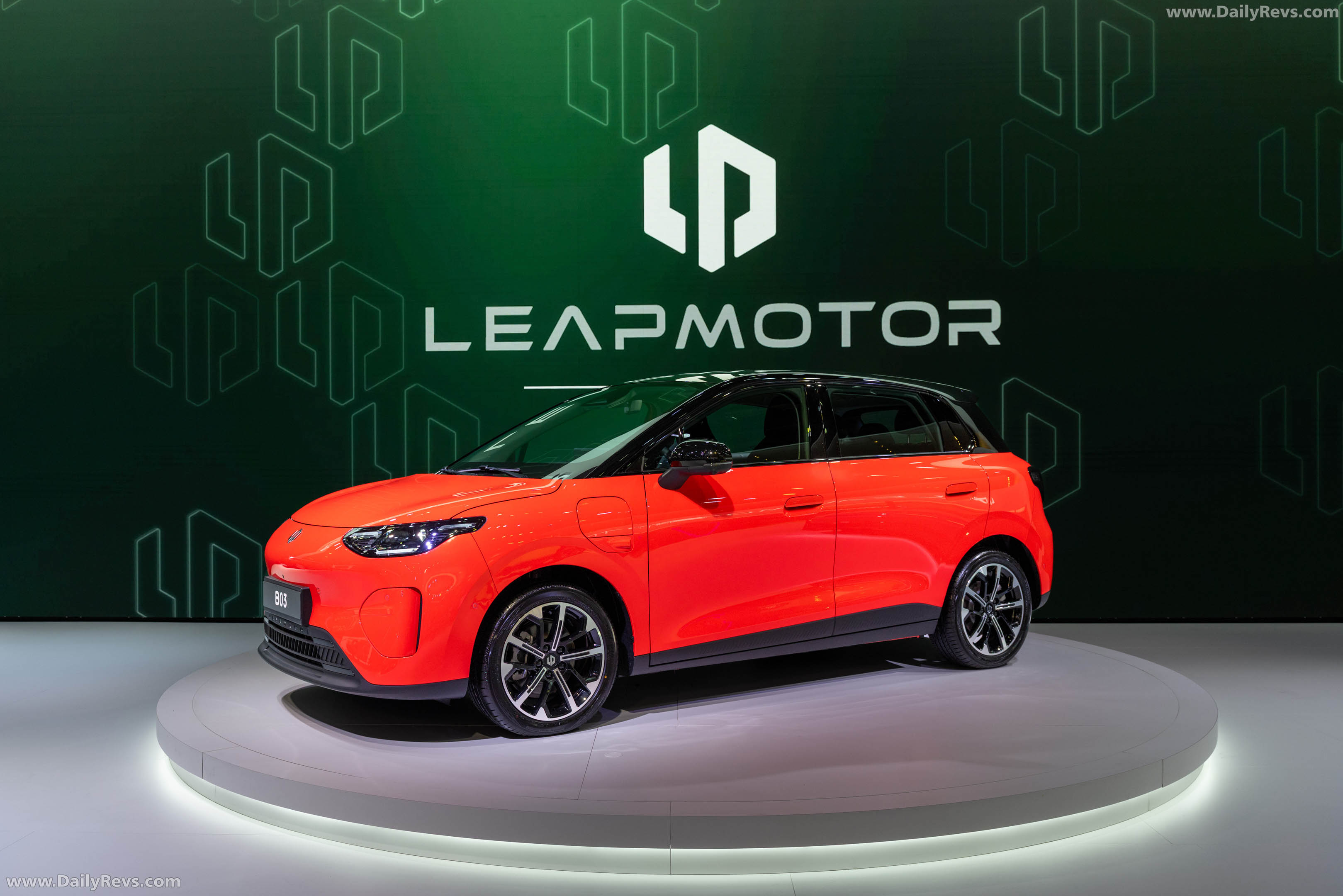 2026 Leap Motor B03 Side View
